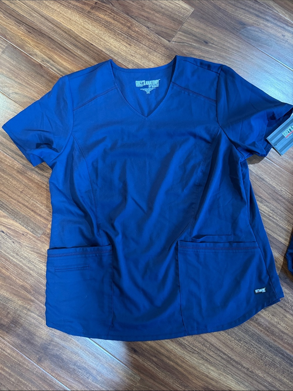 Grey's Anatomy Women's V-Neck Scrub Top - Navy